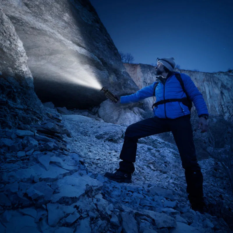 Adaptive LED Work Light: Pro Tripod | Byte Outdoor -ByteOutdoor