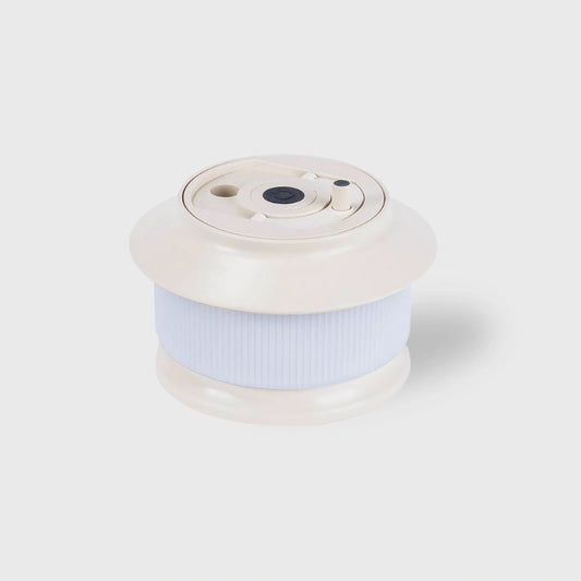 LumaReel™ Retractable Outdoor Light